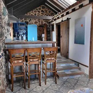 Rural Escape W/stunning Views, Jacuzzi And Sauna Semesterbostad